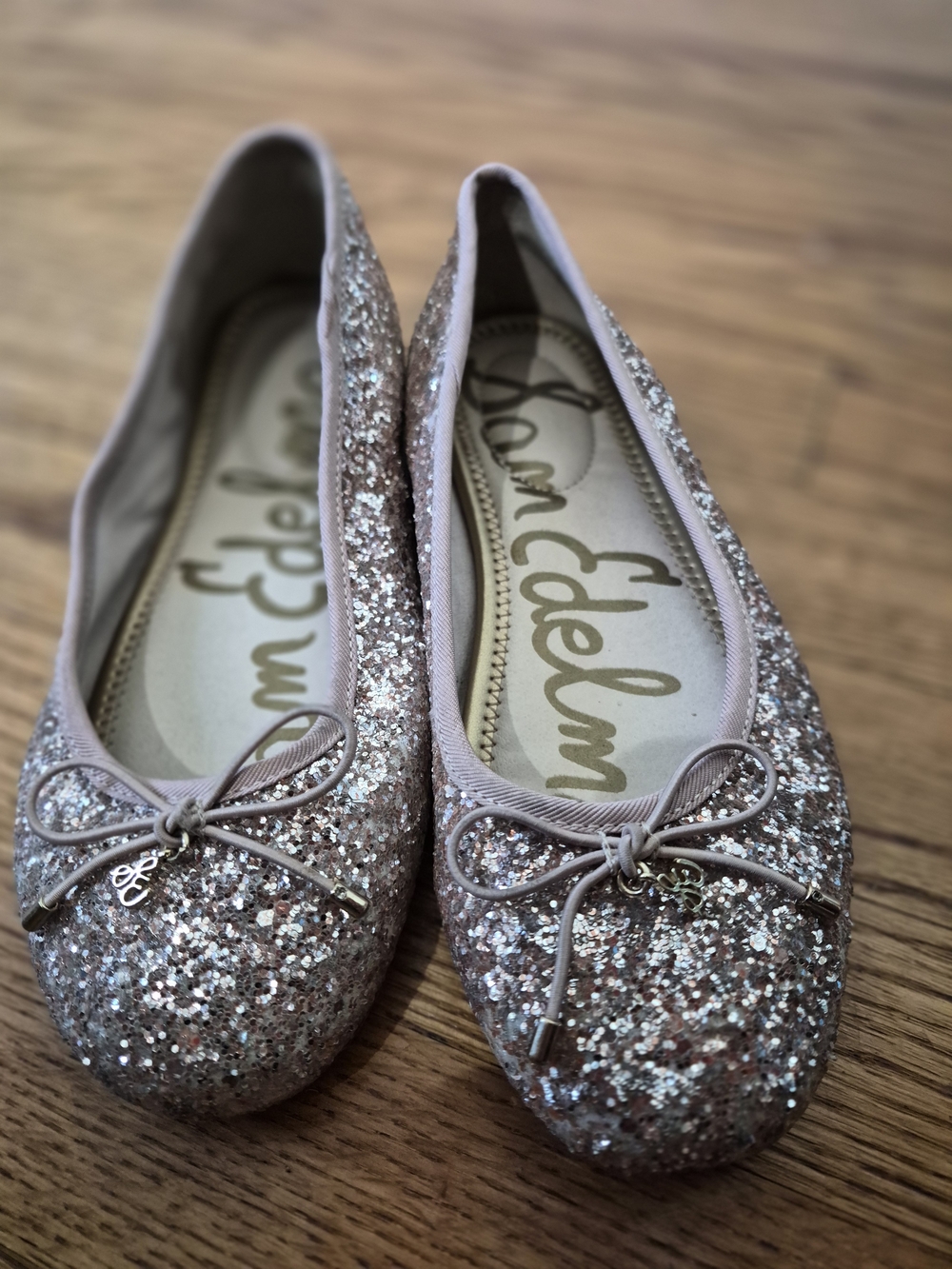 Sam Edelman Glitter Ballet Flats in Rose Gold Size 3-4, Big Girl, Runs Large